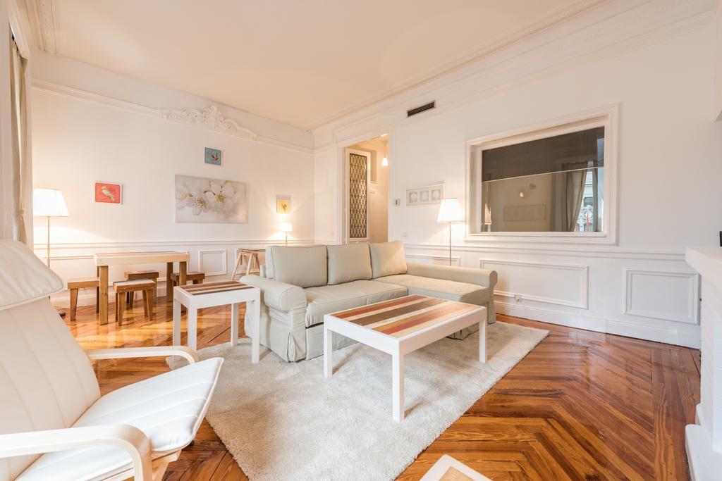 Apartamentos Alcala 마드리드 외부 사진